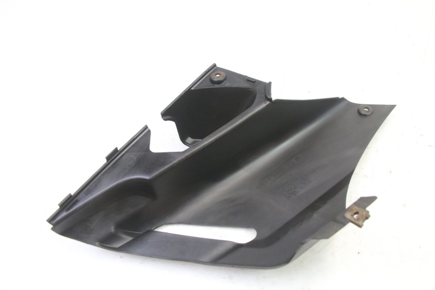 photo de BAS DE CAISSE ARRIERE GAUCHE YAMAHA XMAX X-MAX 125 (2006 - 2009)