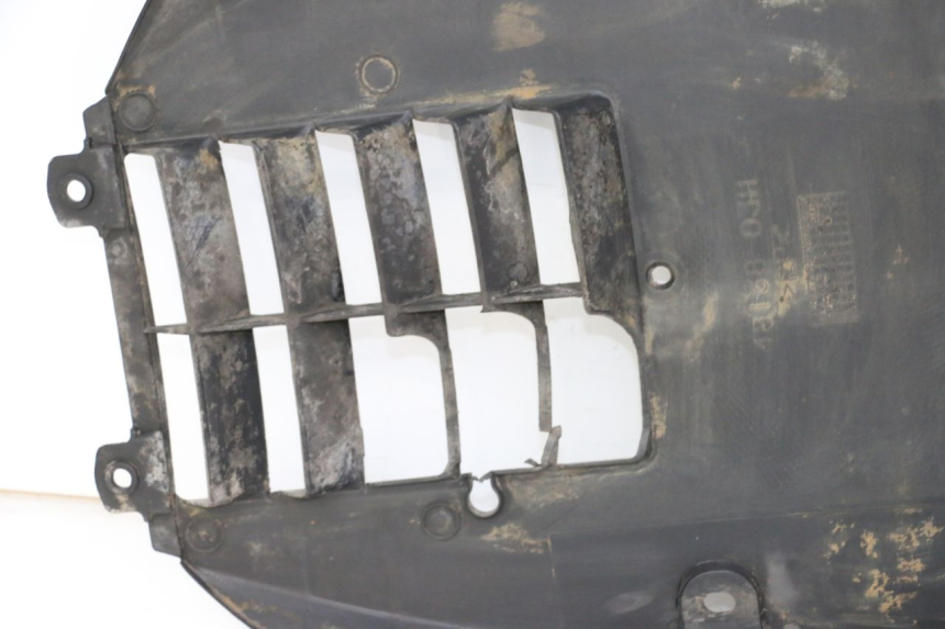 photo de BAS DE CAISSE SUZUKI BURGMAN 125 (2007 - 2014)