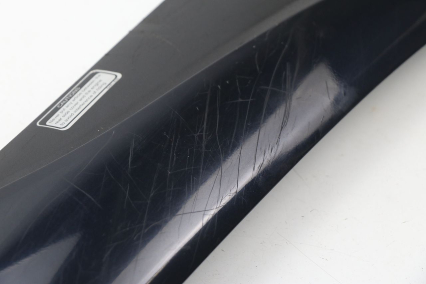 photo de BAS DE CAISSE DROIT KYMCO AGILITY CITY 16P 125 (2015 - 2021) - Gros plan technique