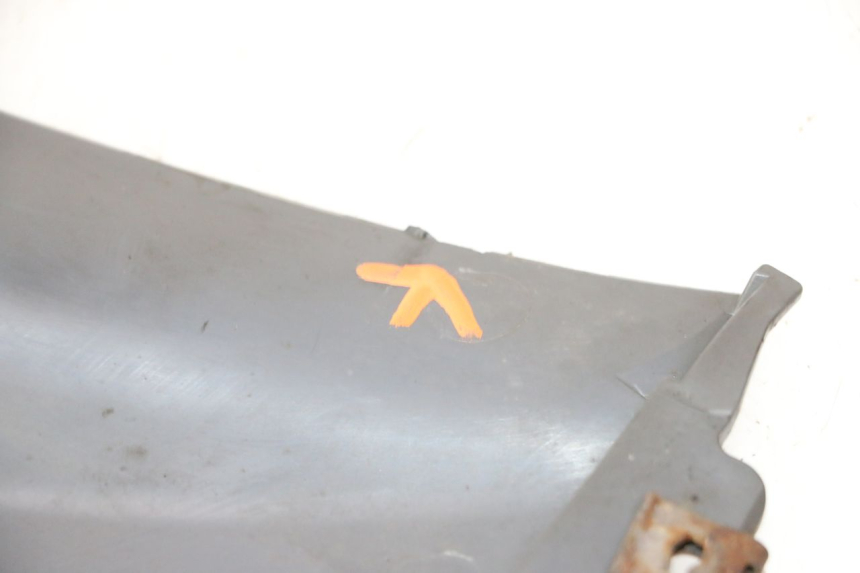 photo de BAS DE CAISSE DROIT SUZUKI BURGMAN 125 (2007 - 2014)