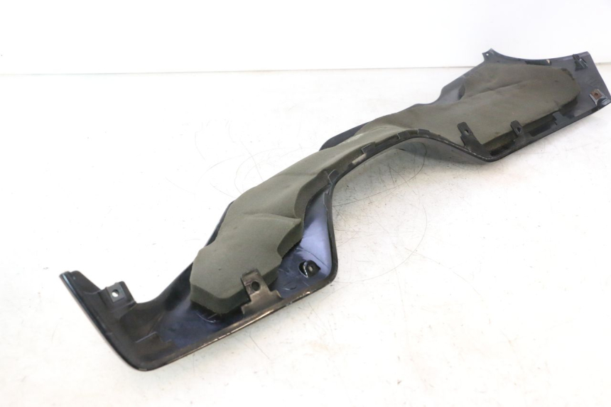 photo de BAS DE CAISSE DROIT SUZUKI BURGMAN EXECUTIVE ABS 650 (2006 - 2012) - Vue produit
