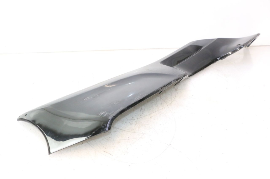 photo de BAS DE CAISSE DROIT SUZUKI BURGMAN EXECUTIVE ABS 650 (2006 - 2012) - État de surface