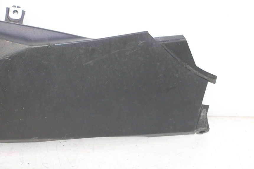 photo de BAS DE CAISSE DROIT BMW C SPORT 650 (2015 - 2021) - Zoom état d’usage