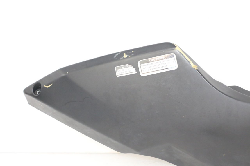 photo de Lower right side panel KYMCO DINK STREET ABS 125 (2011 - 2018) - Points de fixation