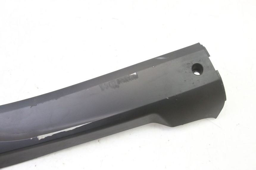 photo de BAS DE CAISSE DROIT SYM FIDDLE 3 III 50 (2014 - 2020)