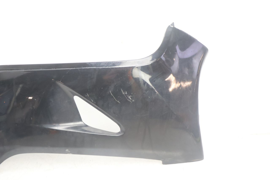 photo de BAS DE CAISSE DROIT HONDA FJS SILVER WING SILVERWING 400 (2005 - 2008) - Zoom état d’usage