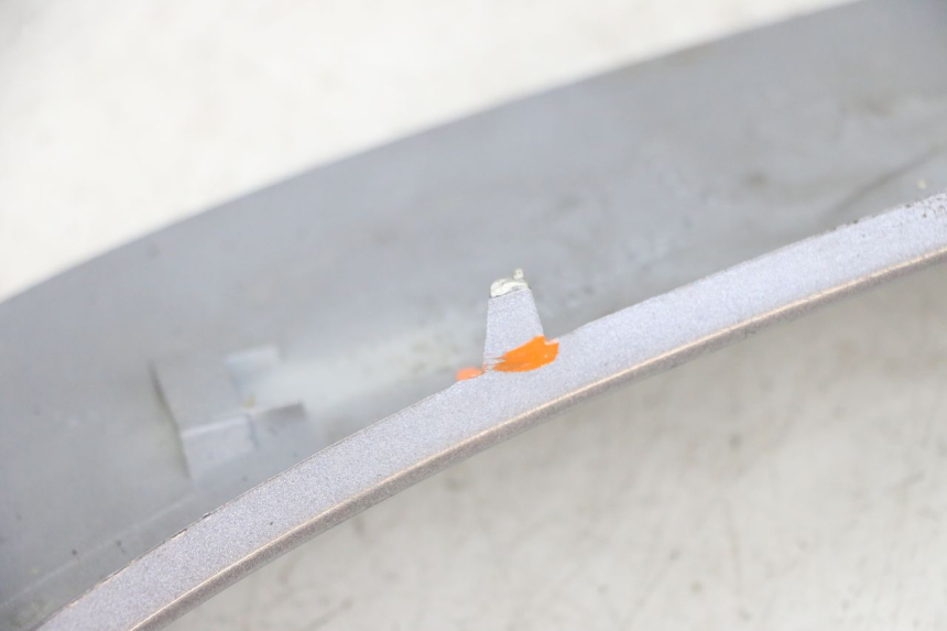 photo de BAS DE CAISSE DROIT SYM GTS EVO 125 (2009 - 2013) - Pièce contrôlée