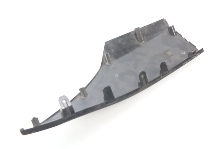 photo de BAS DE CAISSE DROIT HONDA FES S-WING SWING 125 (2007 - 2015)