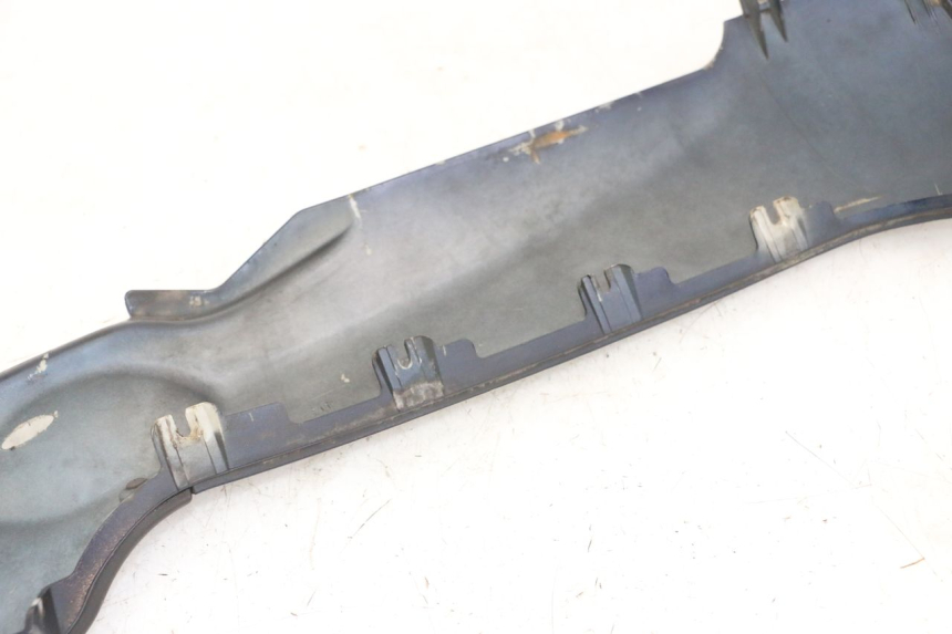 photo de BAS DE CAISSE DROIT PIAGGIO MP3 LT 300 (2010 - 2016)