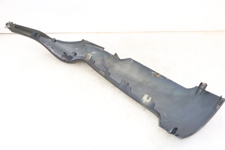 photo de BAS DE CAISSE DROIT PIAGGIO MP3 LT 300 (2010 - 2016)
