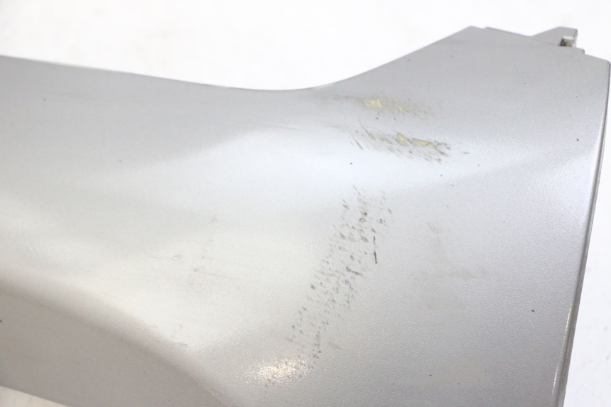 photo de BAS DE CAISSE DROIT PIAGGIO MP3 LT 300 (2010 - 2016) - Autre angle de vue