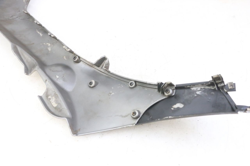 photo de BAS DE CAISSE DROIT PIAGGIO MP3 LT 300 (2010 - 2016) - Vue d’ensemble