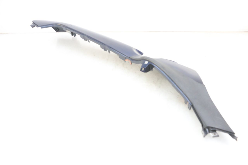 photo de BAS DE CAISSE DROIT PIAGGIO MP3 RL 250 (2007 - 2010) - État de surface