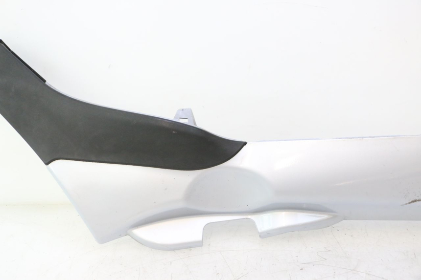 photo de BAS DE CAISSE DROIT PIAGGIO MP3 125 (2006 - 2014) - Vue produit