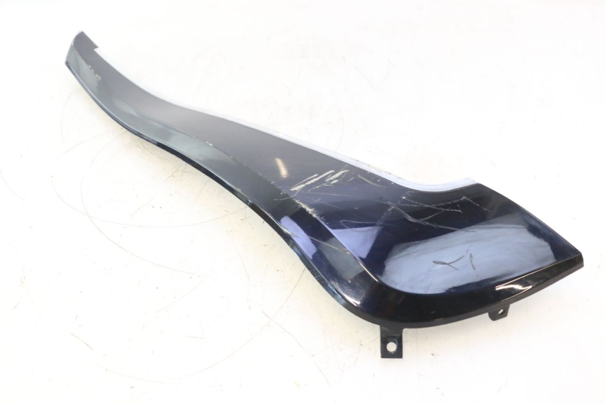 photo de BAS DE CAISSE DROIT KYMCO LIKE 4T 50 (2019 - 2025) - Détails caractéristiques