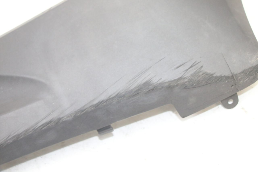 photo de BAS DE CAISSE DROIT HONDA PCX (JF57/JF64) 125 (2014 - 2018)