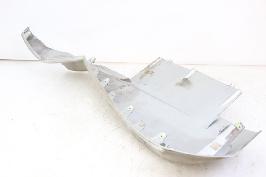 photo de BAS DE CAISSE DROIT PEUGEOT SATELIS 125 (2010 - 2012)