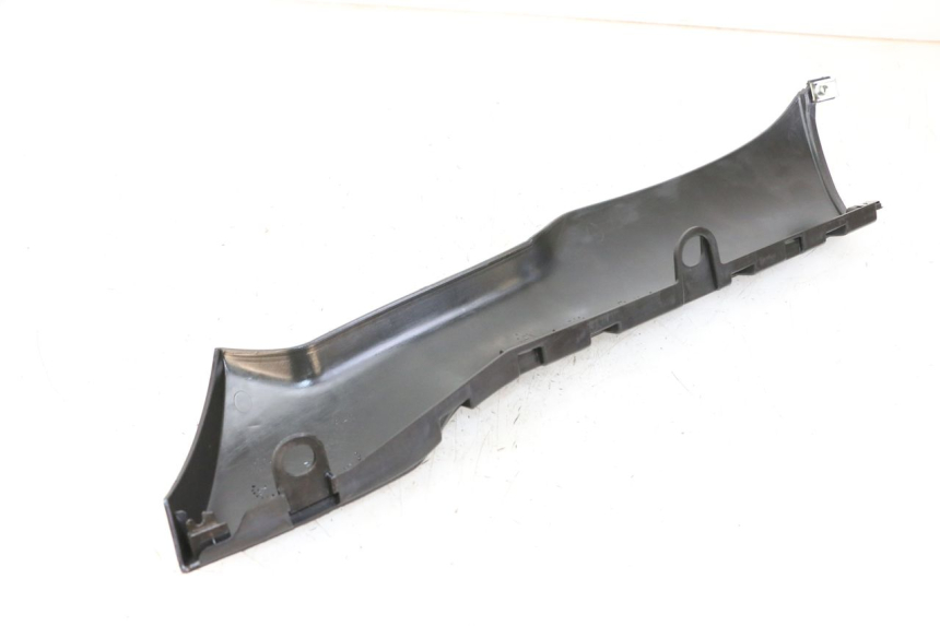 photo de BAS DE CAISSE DROIT PIAGGIO NRG POWER PUREJET 50 (2018 - 2021)