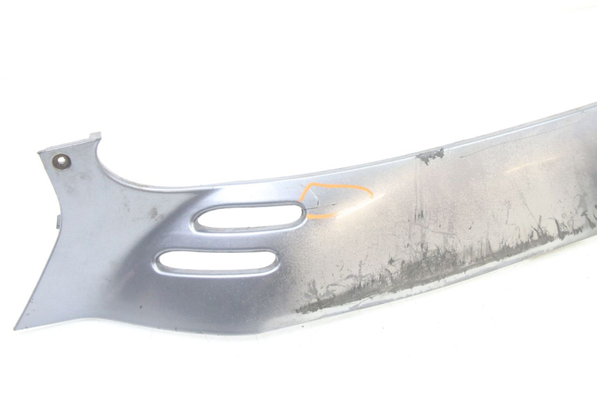 photo de BAS DE CAISSE DROIT PIAGGIO VESPA GRANTURISMO 125 (2003 - 2007)