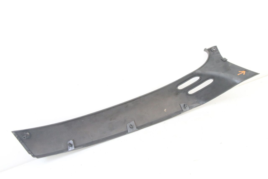 photo de BAS DE CAISSE DROIT PIAGGIO VESPA GRANTURISMO 125 (2003 - 2007)