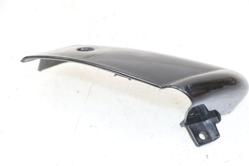 photo de BAS DE CAISSE DROIT PIAGGIO VESPA GRANTURISMO 200 (2004 - 2005)