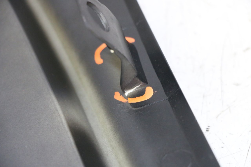 photo de BAS DE CAISSE DROIT APRILIA SXR 50 (2021 - 2023)