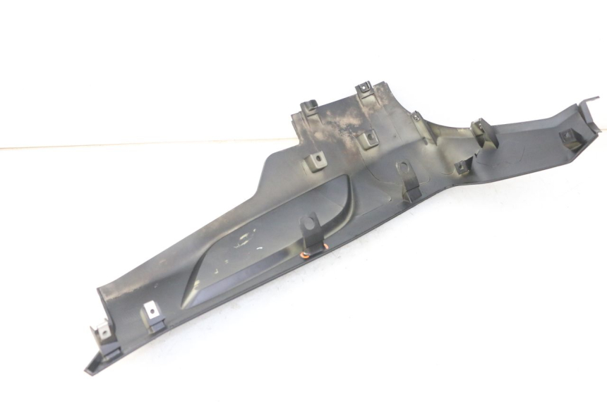 photo de BAS DE CAISSE DROIT APRILIA SXR 50 (2021 - 2023)