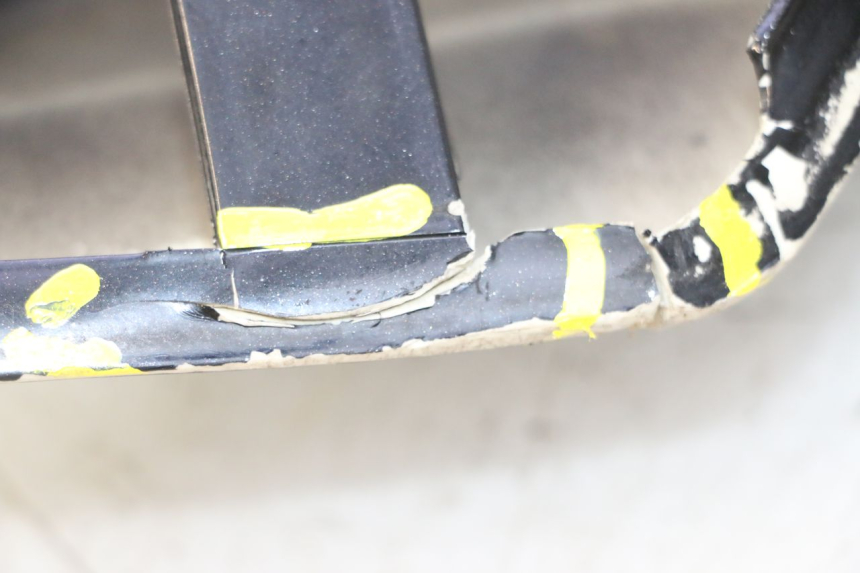 photo de BAS DE CAISSE DROIT PEUGEOT VIVACITY NEW 2T 50 (2008 - 2017) - Vue rapprochée