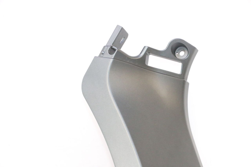 photo de BAS DE CAISSE DROIT YAMAHA X-MAX XMAX 125 (2010 - 2013) - Détail de la pièce