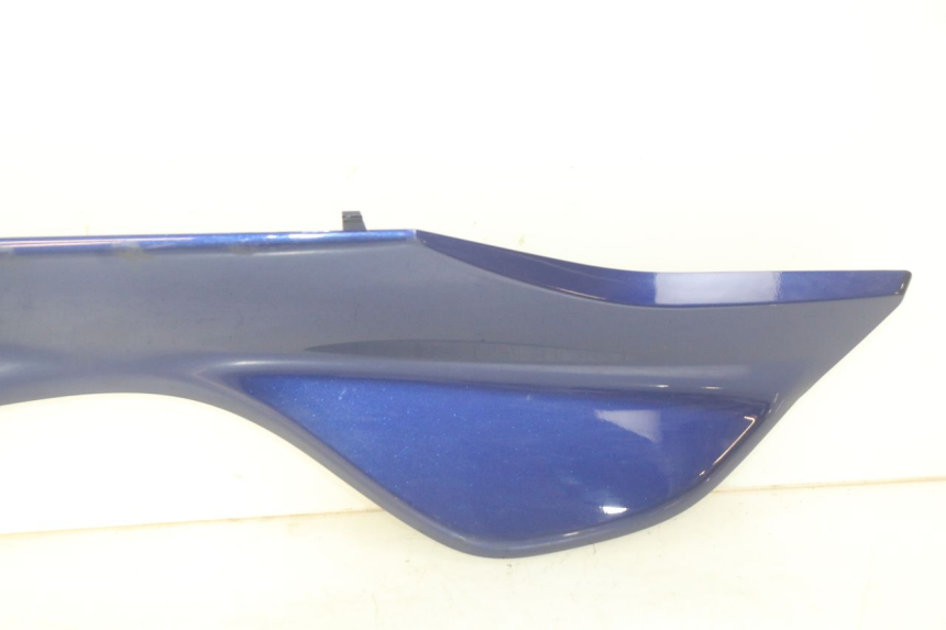 photo de BAS DE CAISSE DROIT YAMAHA YP MAJESTY 400 (2004 - 2008) - Détails caractéristiques