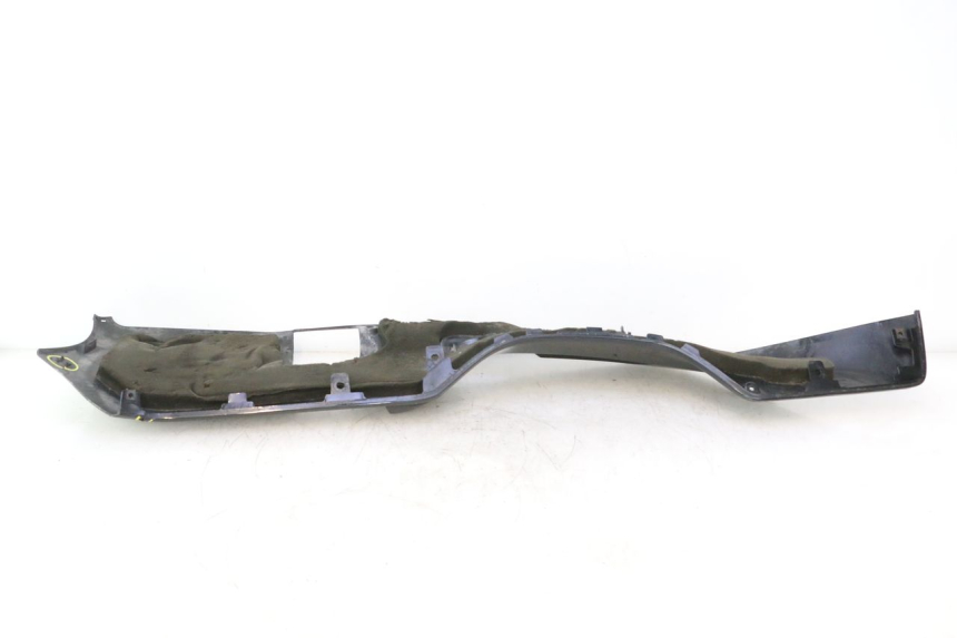 photo de BAS DE CAISSE GAUCHE SUZUKI BURGMAN EXECUTIVE ABS 650 (2006 - 2012) - État de surface