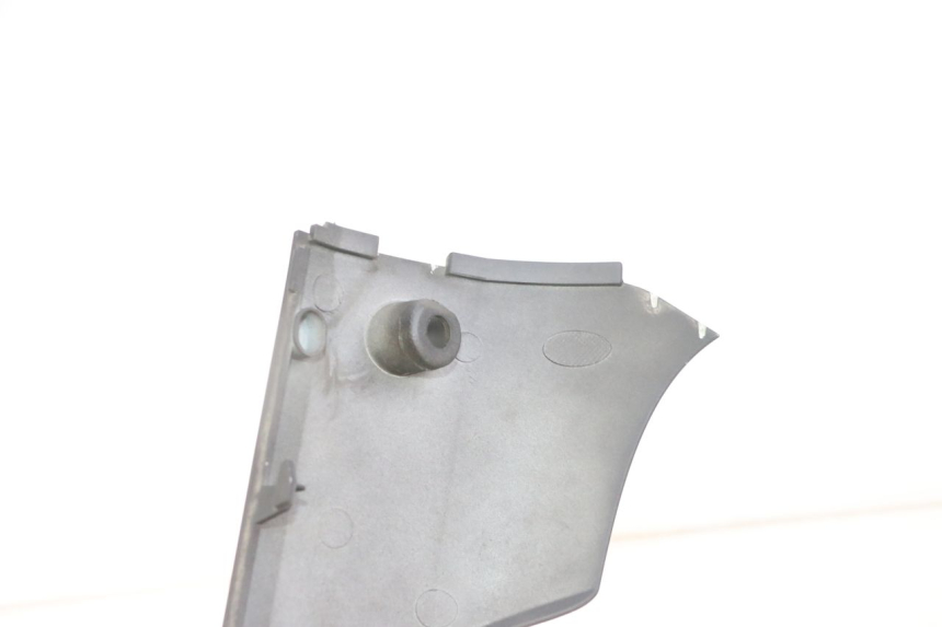 photo de BAS DE CAISSE GAUCHE SYM FIDDLE 3 III 50 (2014 - 2020)