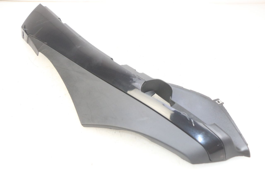 photo de BAS DE CAISSE GAUCHE PIAGGIO FLY 4T 50 (2013 - 2017)