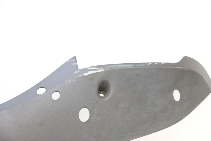 photo de BAS DE CAISSE GAUCHE SYM GTS EVO 125 (2009 - 2013) - Vue d’ensemble