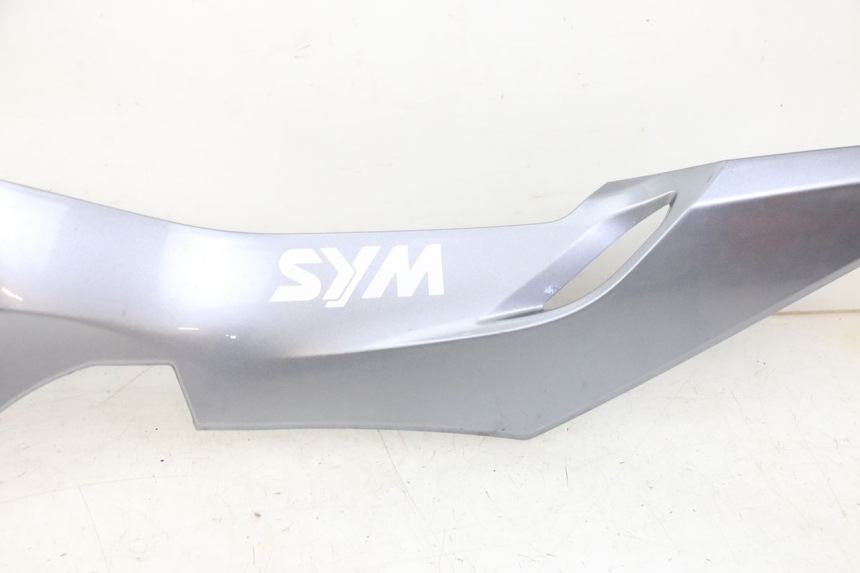 photo de BAS DE CAISSE GAUCHE SYM JOYMAX 125 (2010 - 2017)