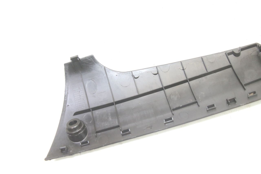 photo de BAS DE CAISSE GAUCHE PEUGEOT KISBEE 2T 50 (2010 - 2017)