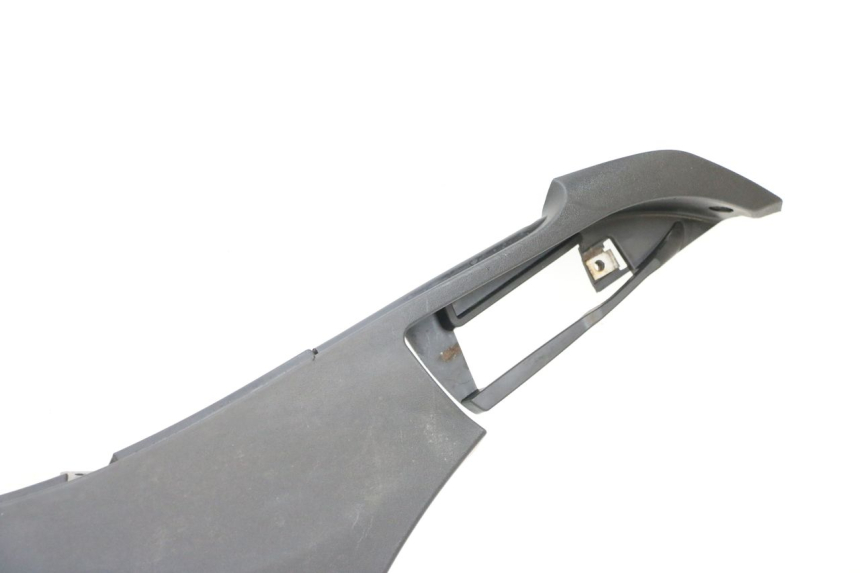 photo de BAS DE CAISSE GAUCHE PIAGGIO MP3 HPE 350 (2018 - 2020) - Zoom composants