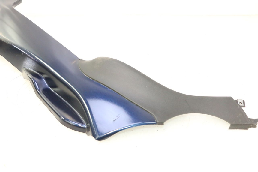 photo de BAS DE CAISSE GAUCHE PIAGGIO MP3 LT 400 (2007 - 2012) - Zoom composants