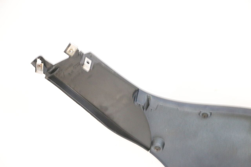 photo de BAS DE CAISSE GAUCHE PIAGGIO MP3 RL 250 (2007 - 2010) - Points de fixation