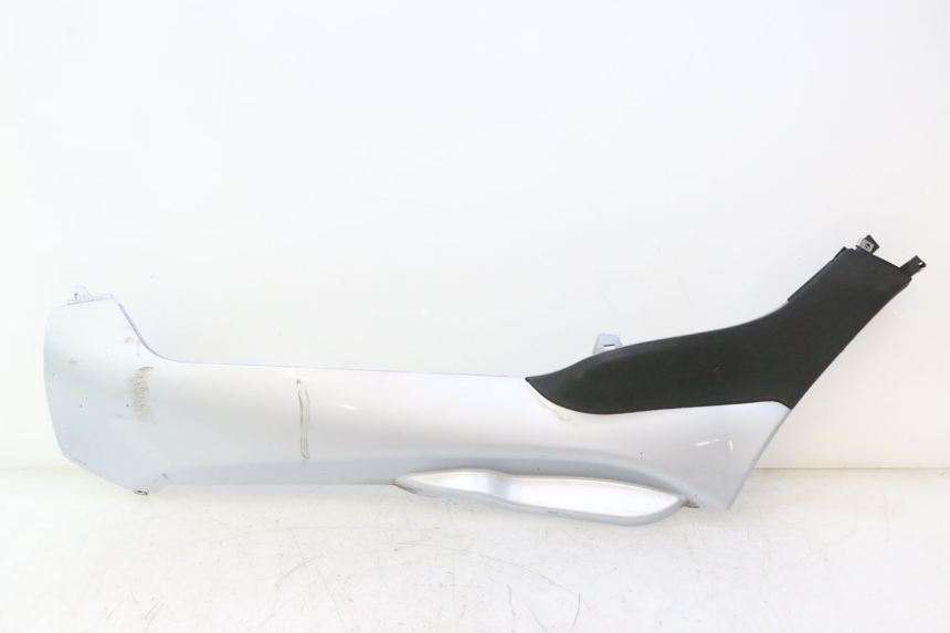 photo de BAS DE CAISSE GAUCHE PIAGGIO MP3 125 (2006 - 2014) - Vue principale