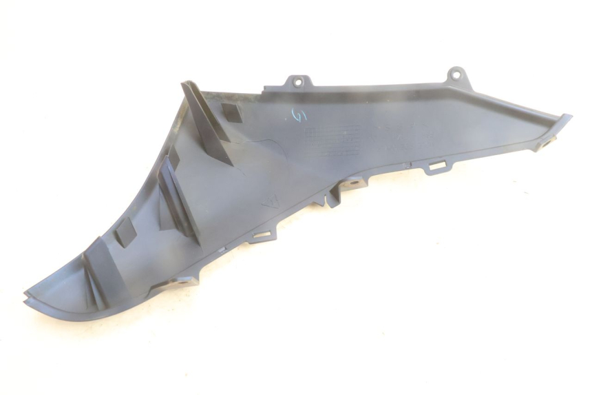 photo de BAS DE CAISSE GAUCHE YAMAHA N-MAX NMAX 125 (2021 - 2024) - État de surface