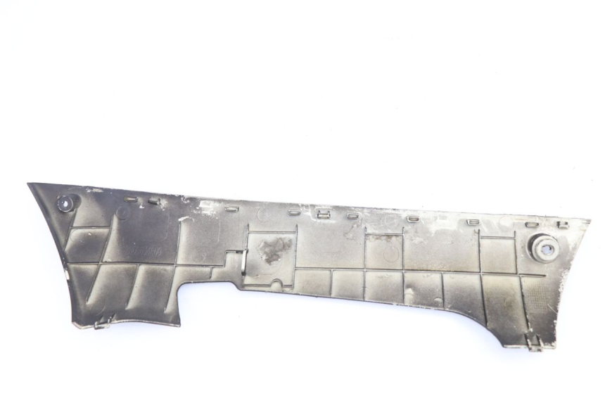 photo de BAS DE CAISSE GAUCHE PEUGEOT KISBEE 4T 50 (2010 - 2017)