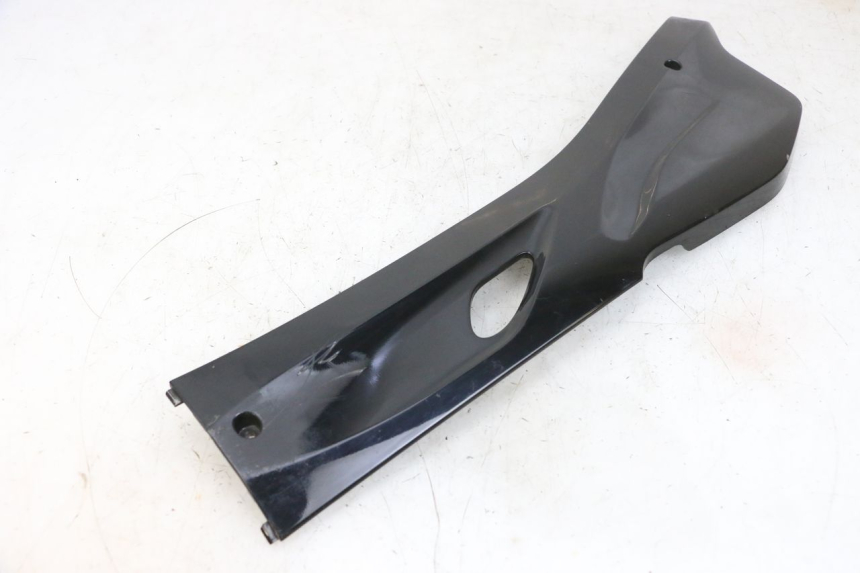 photo de BAS DE CAISSE GAUCHE DAELIM S1 125 (2007 - 2016) - Vue produit