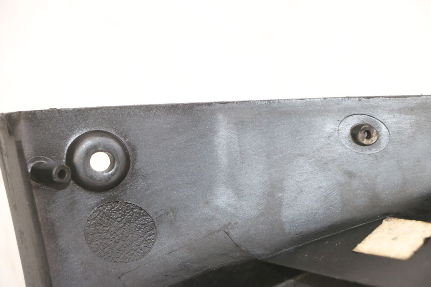 photo de BAS DE CAISSE GAUCHE PEUGEOT SATELIS COMPRESSOR K15 125 (2006 - 2009)