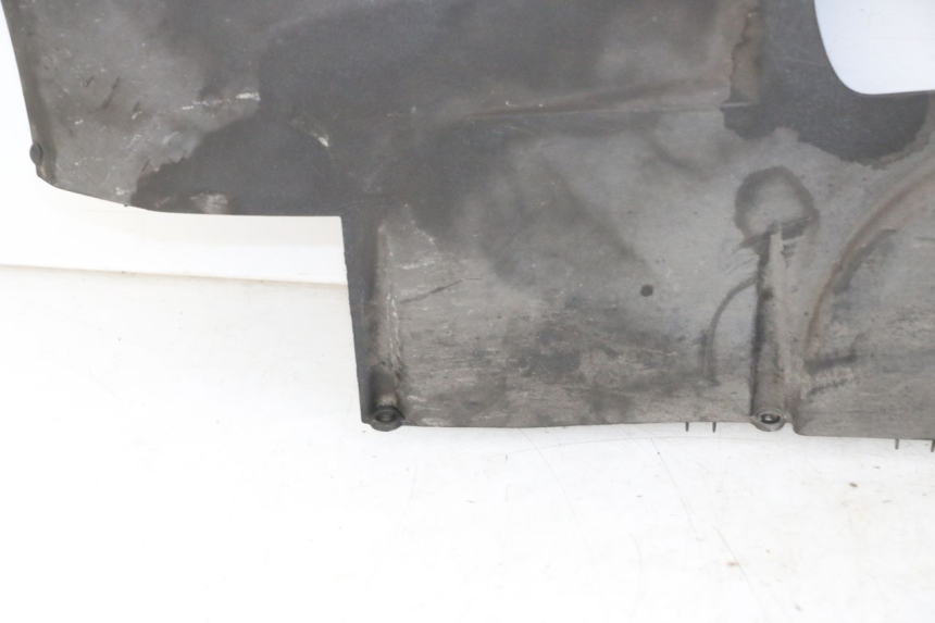 photo de BAS DE CAISSE GAUCHE PEUGEOT SATELIS 125 (2013 - 2018)