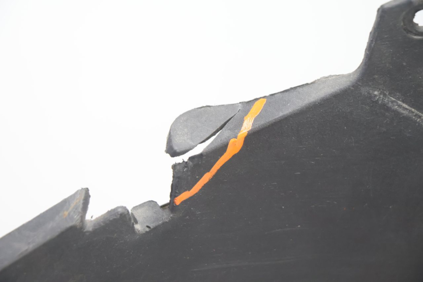 photo de BAS DE CAISSE GAUCHE CAN-AM SPYDER RS 1000 (2008 - 2012) - Autre angle de vue