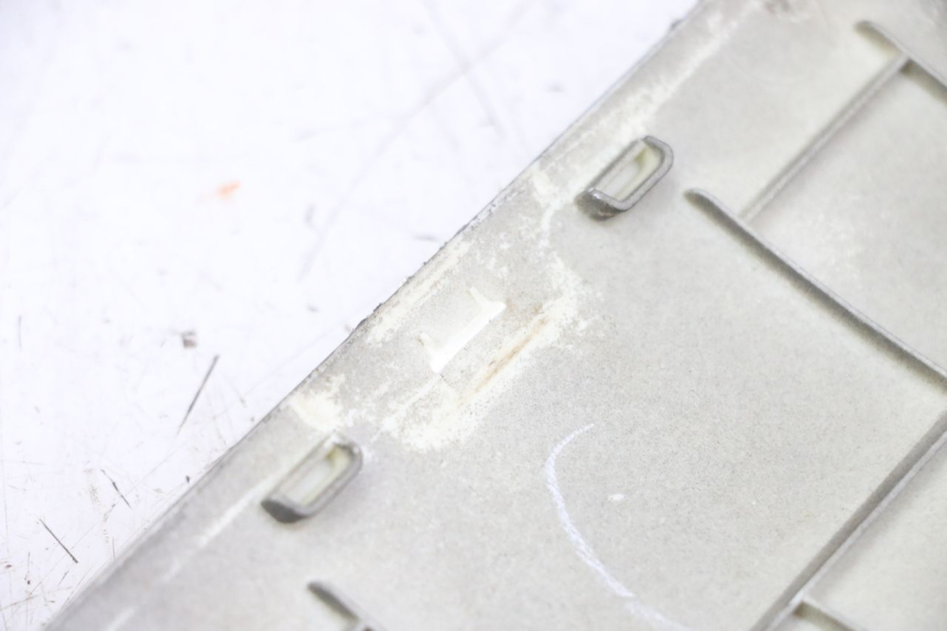 photo de BAS DE CAISSE GAUCHE PEUGEOT STREETZONE I NAKED 2T 50 (2018 - 2020)