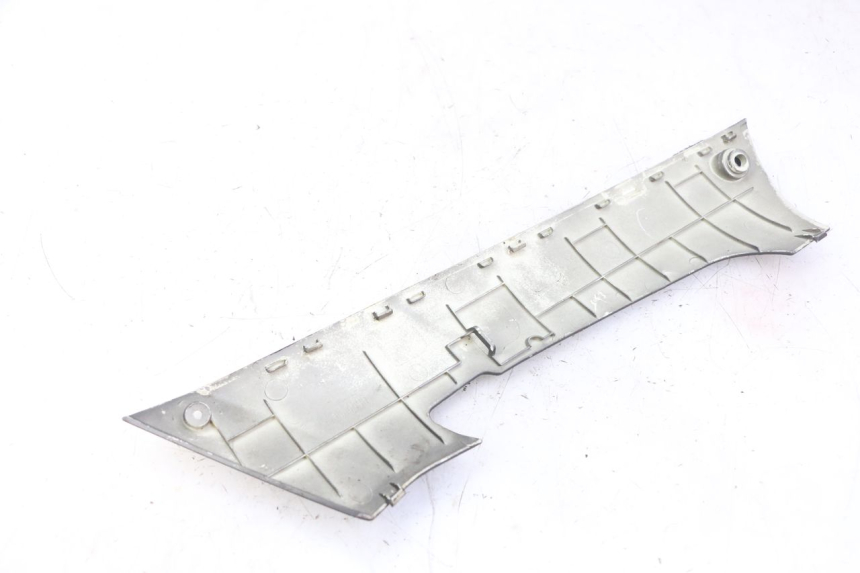 photo de BAS DE CAISSE GAUCHE PEUGEOT STREETZONE I NAKED 2T 50 (2018 - 2020)