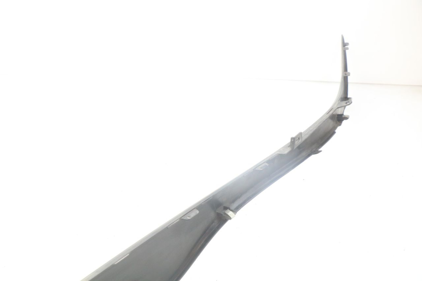 photo de BAS DE CAISSE GAUCHE SUZUKI AN BURGMAN 400 (2006 - 2010)