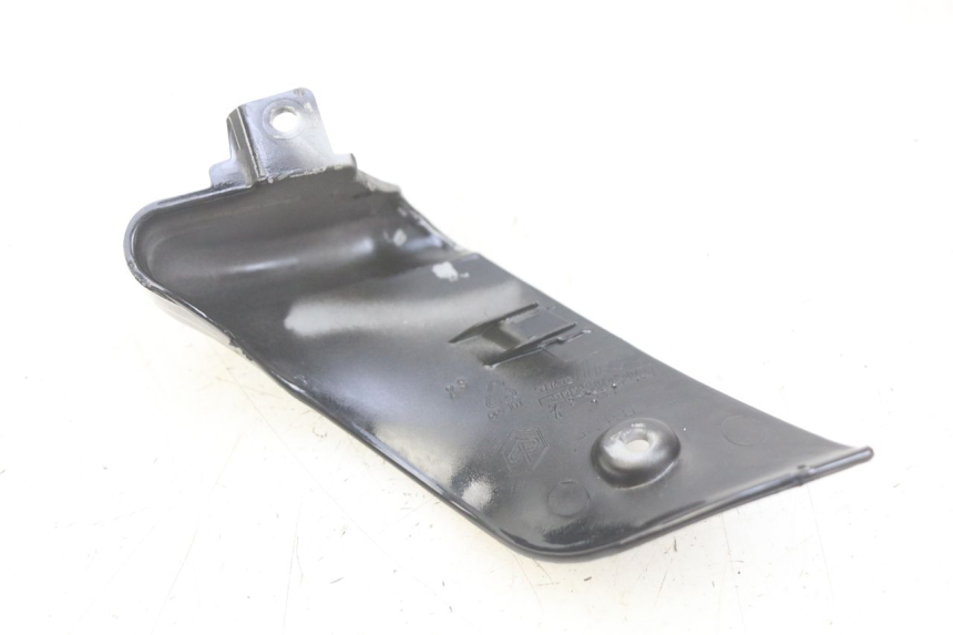 photo de BAS DE CAISSE GAUCHE PIAGGIO VESPA GTS SUPER IE 125 (2009 - 2016)